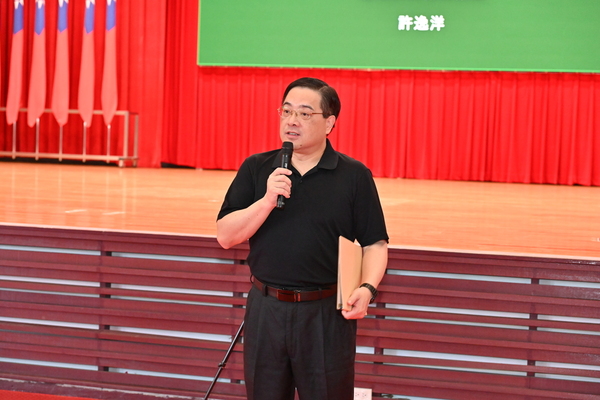 科驗室楊基成主任致詞